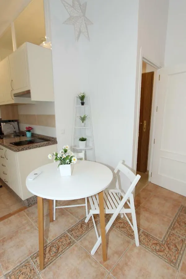 Apartamento Ollerias Malaga Apartment
